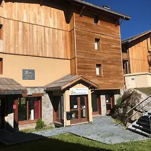 Appartement T2 Skis Aux Pieds Les Terrasses De La Bergerie, Orcières